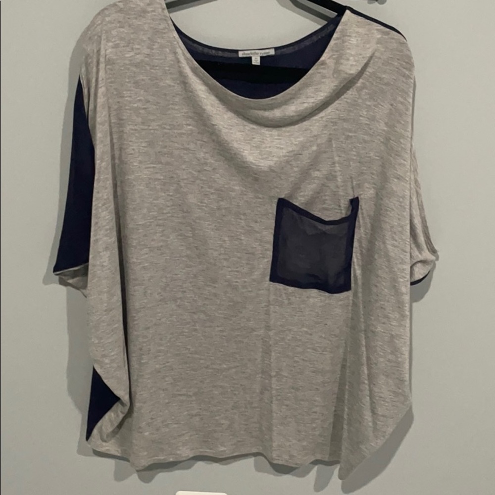 Relaxed poncho-liked shirt